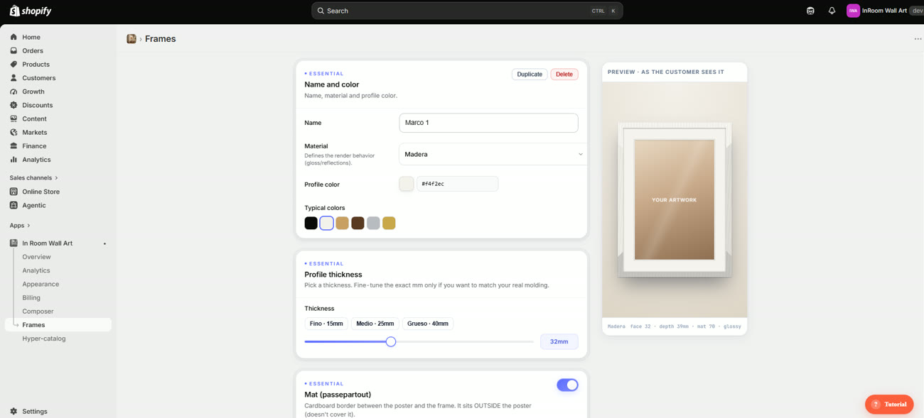 El editor de un marco: nombre, material, color de perfil y grosor, con la vista previa a la derecha